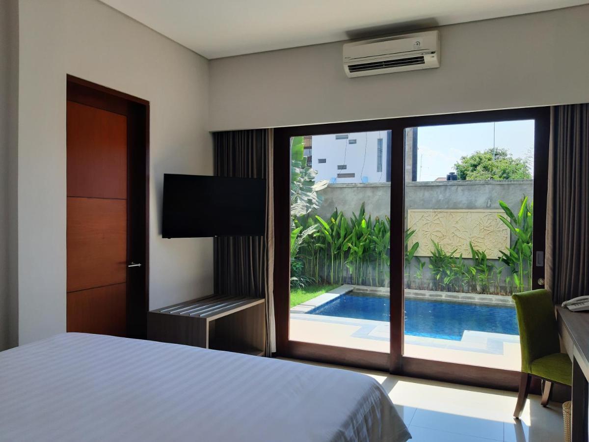 Signature Bali Hotel 4*