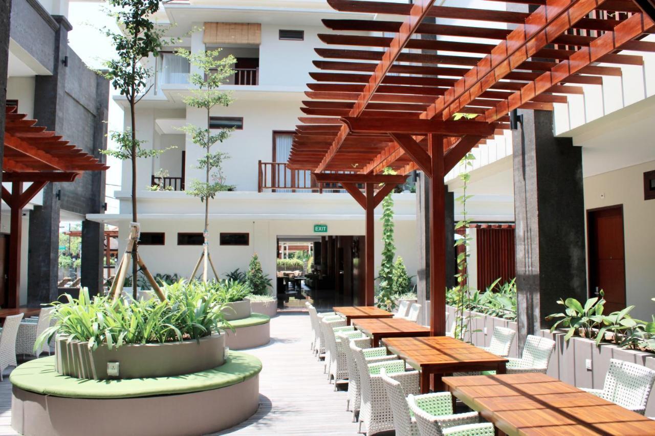 Signature Bali Hotel