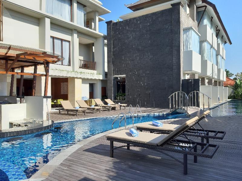 Signature Bali Hotel