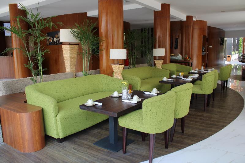 Signature Bali Hotel 4*